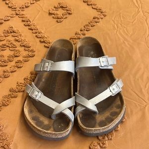 Birkenstock mayari silver toe strap sandals